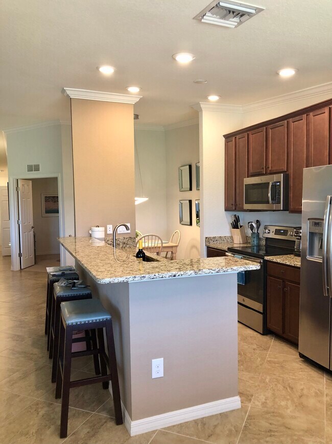 Building Photo - 5517 Palmer Cir