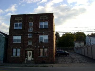 Building Photo - 514 Main St