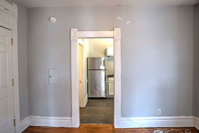 Foto del edificio - 246 1/2 W 5th Ave