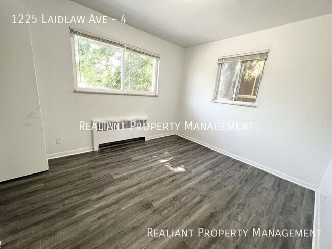 Building Photo - 1225 Laidlaw Ave