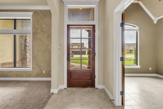 Building Photo - Executive home on double lot in beautiful Enclave at Harvard Ponds.