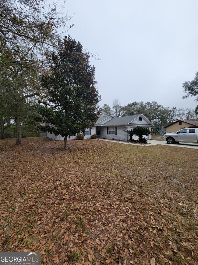 Foto del edificio - 153 Windsor Cir