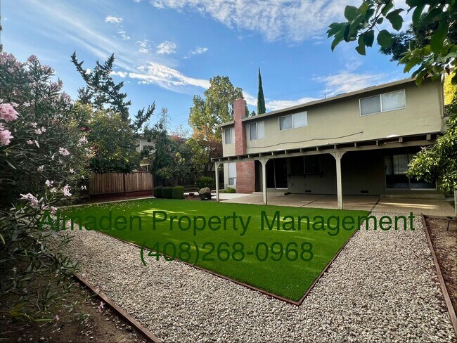 Foto del edificio - 1278 Oakglen Way