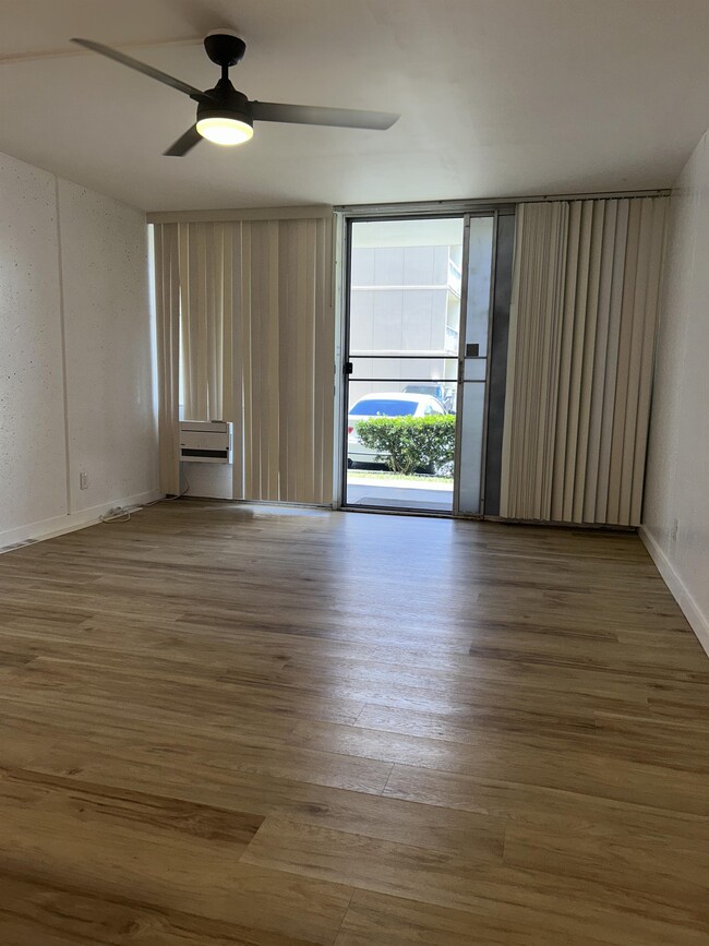 Building Photo - 91-2057 Waikalani Dr
