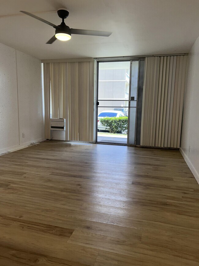 Foto del edificio - 91-2057 Waikalani Dr