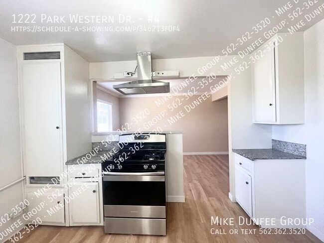 Building Photo - 1222 W Park Western Dr