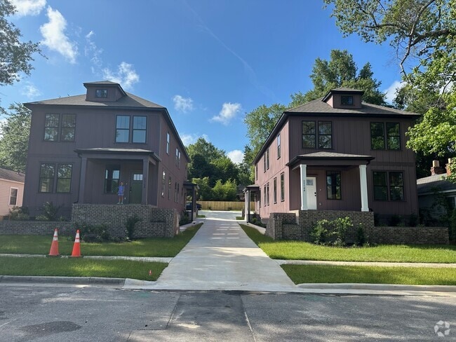 Building Photo - 2516 Richland St