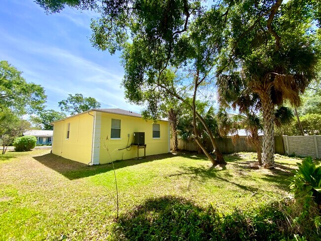 Foto del edificio - 7411 S Elliott St