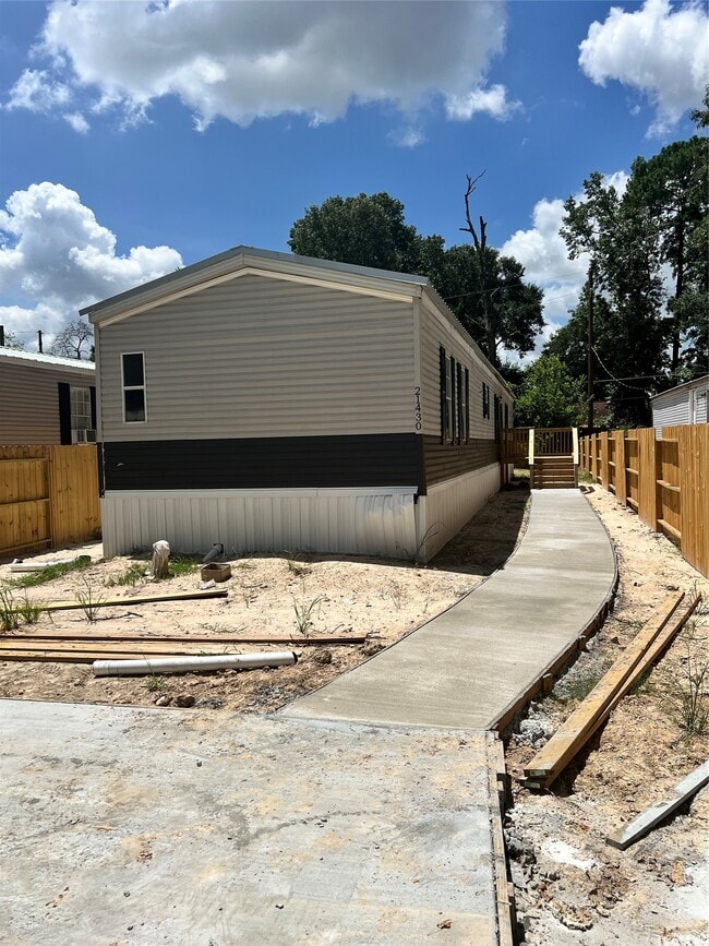 Building Photo - 21430 Dunn