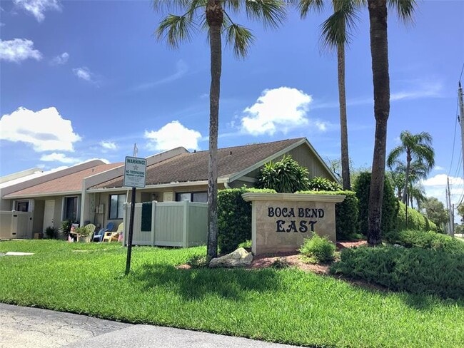 Building Photo - 10128 Boca Bend E
