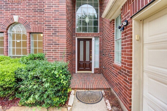 Foto del edificio - 15318 Amesbury Ln