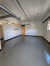 Building Photo - 201 Arno St NE