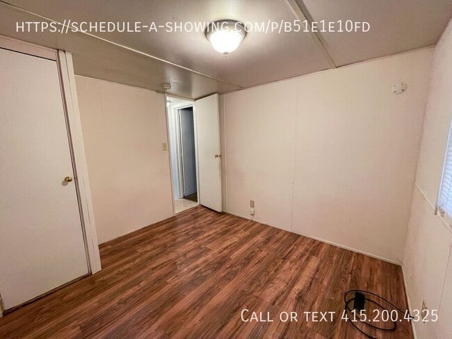 Foto del edificio - 17659 Vierra Canyon Rd