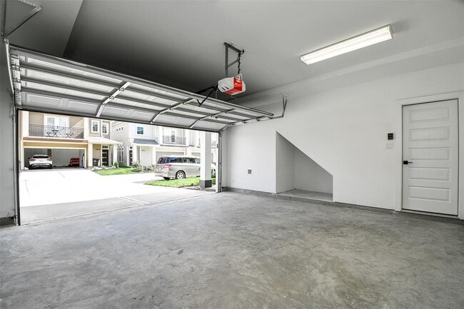Building Photo - 16627 Oasis Meadow Lane