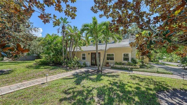 Foto del edificio - 1760 Bayview Dr