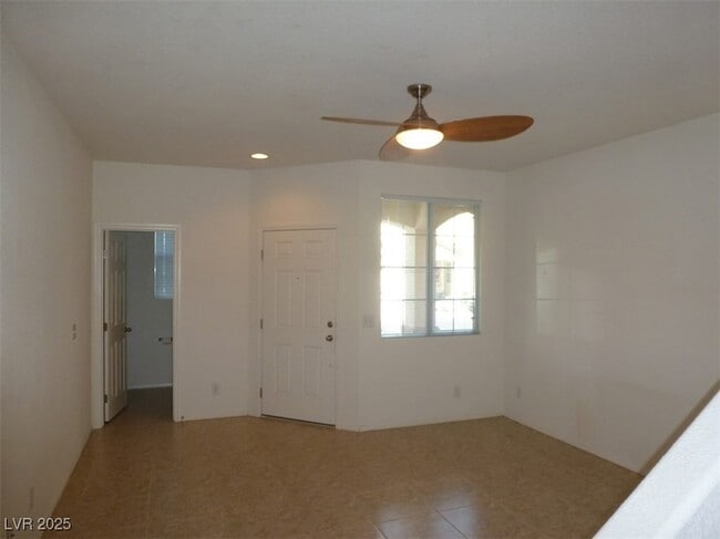 Building Photo - 8142 Amy Springs St