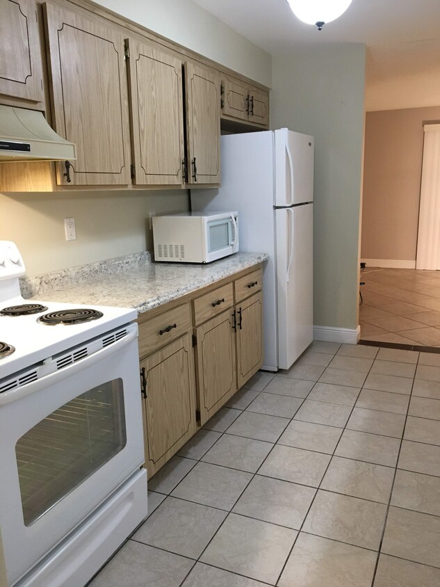 Foto del edificio - 294 W Towne Pl