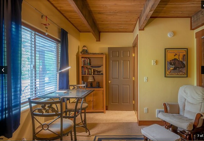 Living Room Sitting Area - 3000 Big Mountain Rd