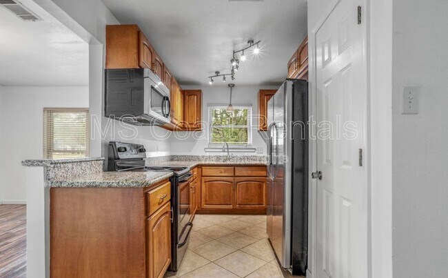 Foto del edificio - 7520 Marathon Dr