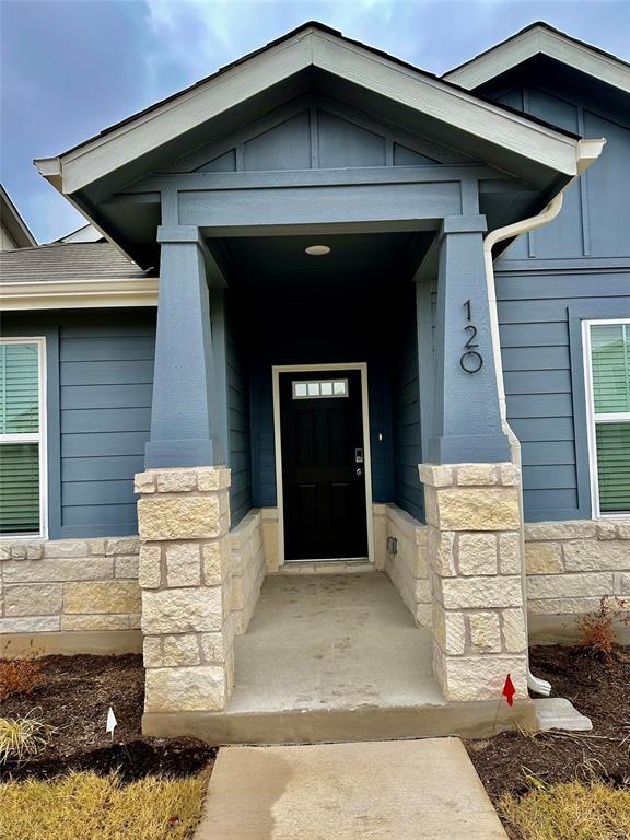 Building Photo - 120 Oakdale Meadows Ln