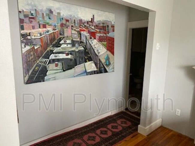 Foto del edificio - 393 Onset Ave