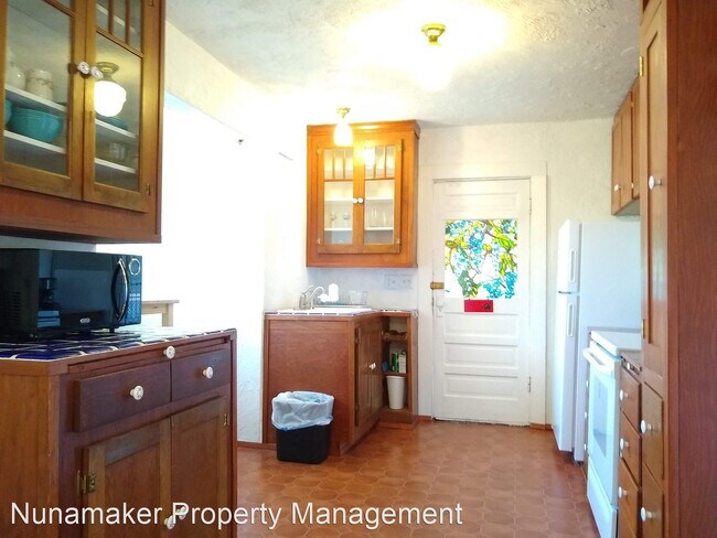 Building Photo - 2 br, 1 bath House - 5905 HWY 30W