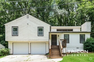 Building Photo - 278 Shalloway Dr NE