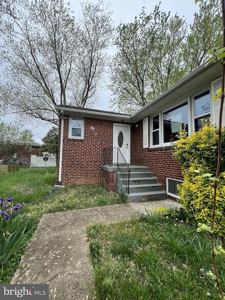 Foto principal - 4610 Lacy Ave