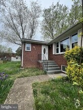 Building Photo - 4610 Lacy Ave