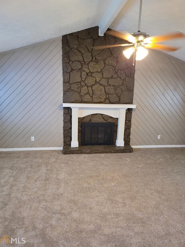 Foto del edificio - 9008 Liberty Ln