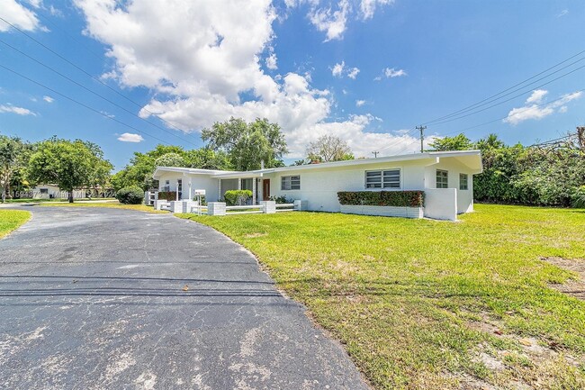 Building Photo - 8145 Southwest 128th Street Apt #8145, Mia...