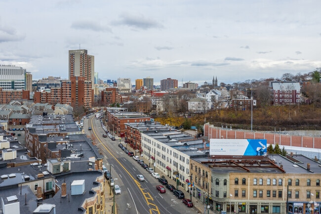 Context - 886-896 Huntington Ave.