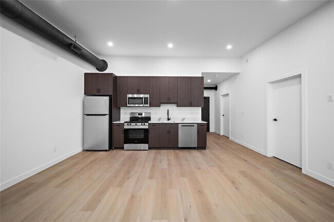 Apartments With Hardwood Floors Near Me