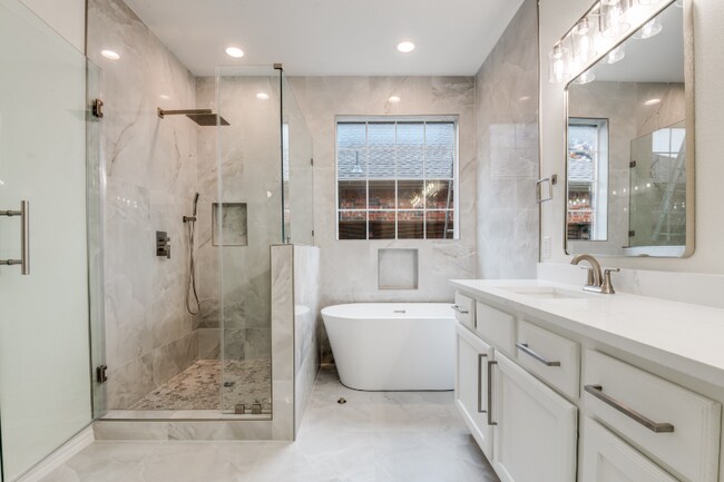 Foto del edificio - 7814 Wilmington Dr