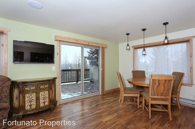 Building Photo - 3 br, 2 bath House - 1250 Baldy Rd
