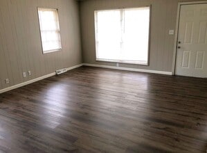 Building Photo - 672-674 Sheridan St