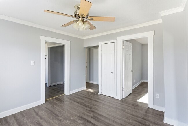 Foto del edificio - 1514 Monroe Ave