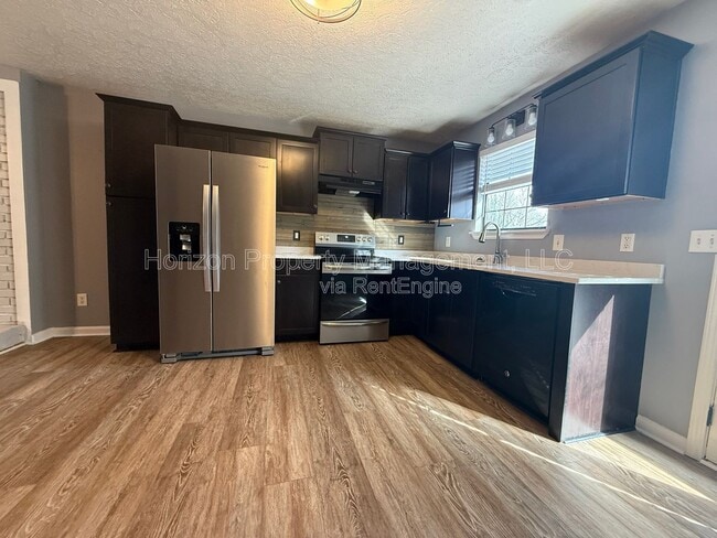 Foto del edificio - 6430 Crystal Cove Trail