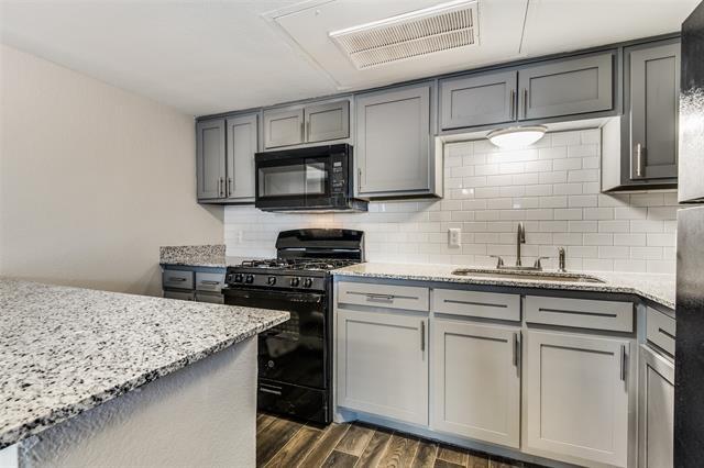 Primary Photo - 2211 W Hickory St