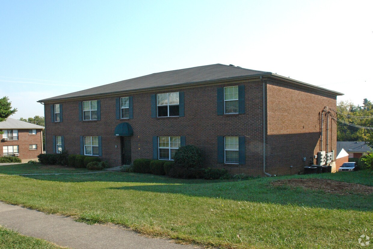1600 Alexandria Dr, Lexington, KY 40504 Apartments in Lexington, KY