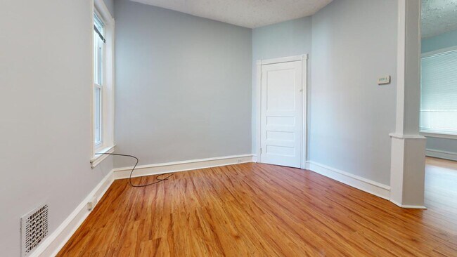 Foto del edificio - Charming Classic West Philly 3 Bedroom w W...