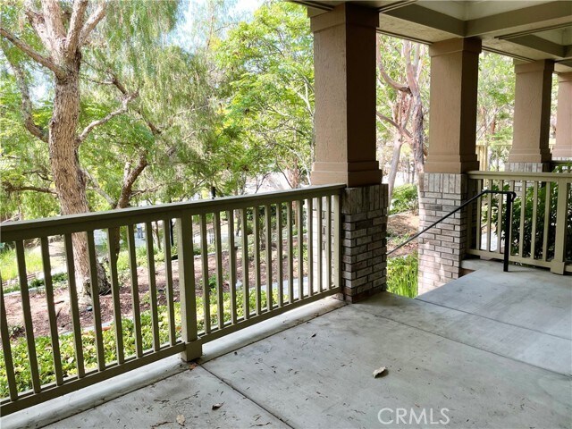 Foto del edificio - 22 Sheridan Ln