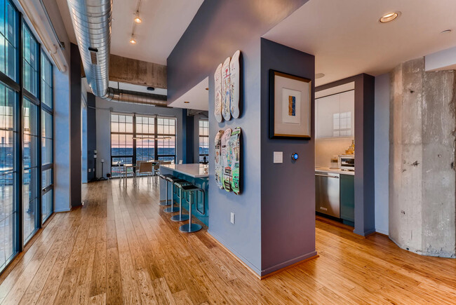 Building Photo - 1200 Steuart St