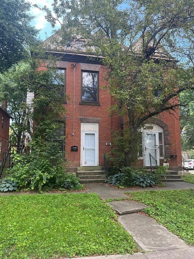 Building Photo - 239 Wilber Ave