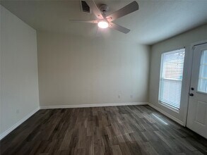 Building Photo - 14020 Schroeder Rd