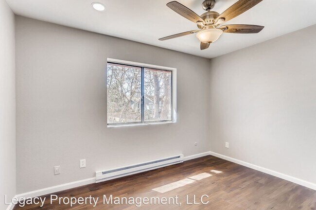 Foto del edificio - 4 br, 1.5 bath House - 995 Sir Galahad Drive