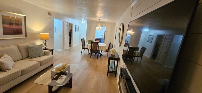 Foto del edificio - 4008 Passport Ln