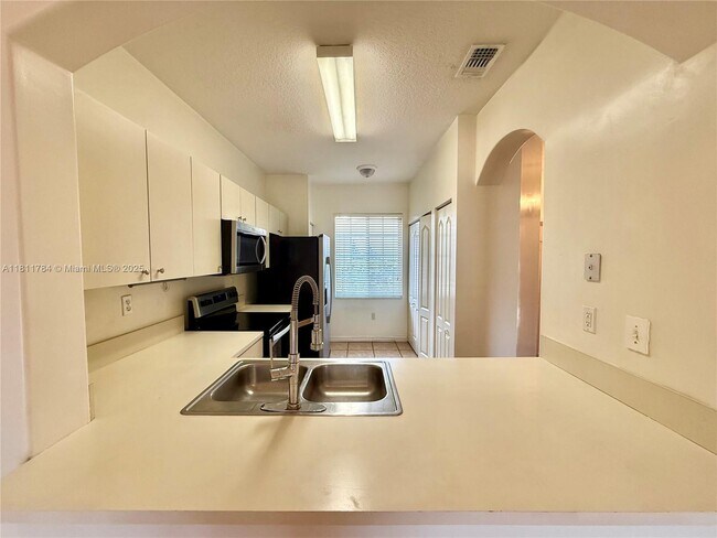 Foto del edificio - 15800 SW 92nd Ave
