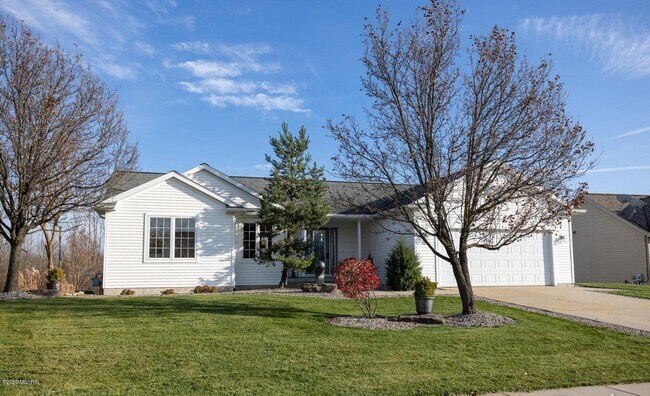 Building Photo - 7058 Shady Knoll Dr SE