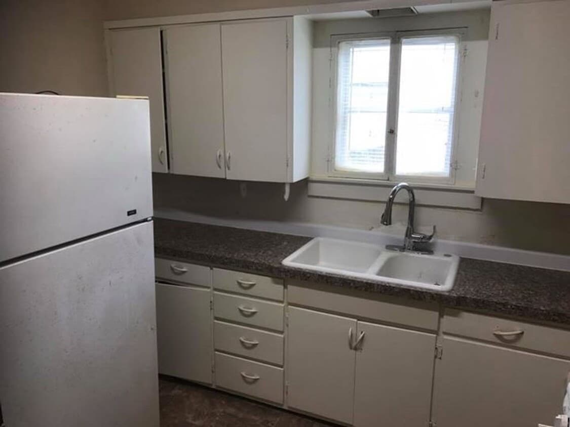 Foto principal - 115 E. 15th